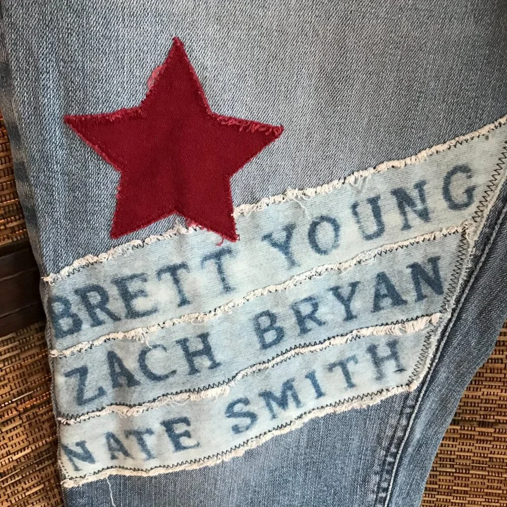 Upcycled Patchwork Capris, Reverse Bleached Country Artists Patches, Size 12P - Picture 8 of 10